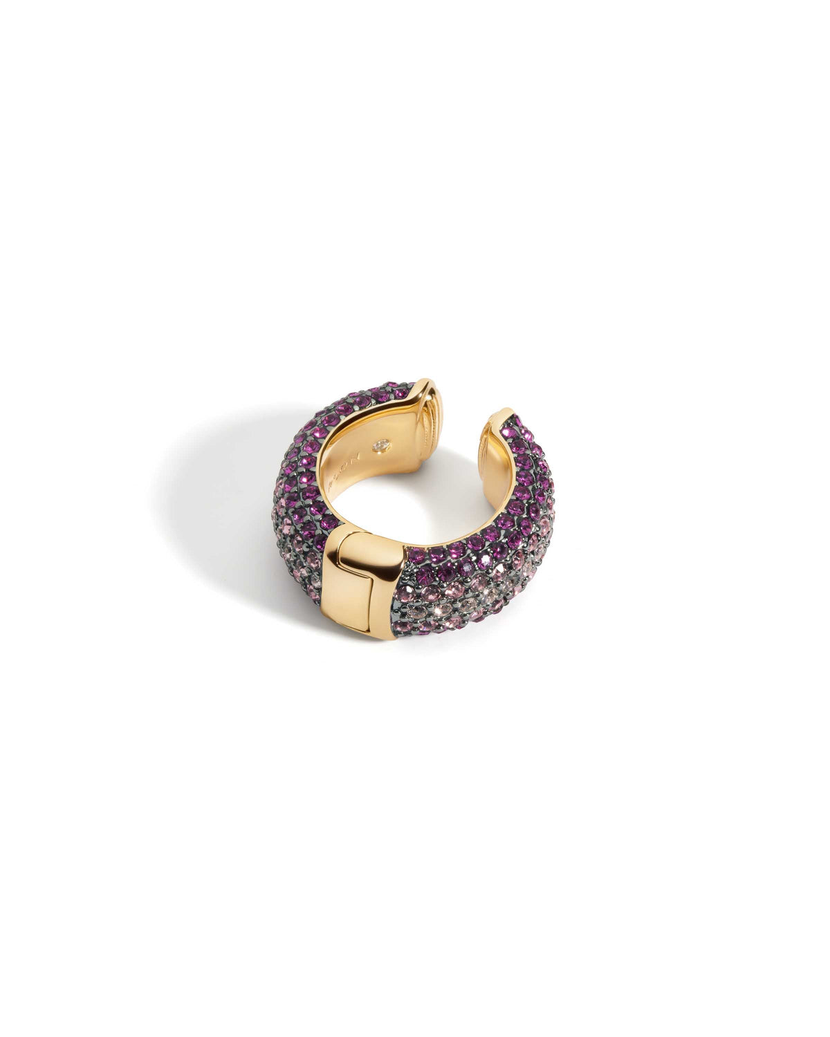 Eva Pavé Ear Cuff