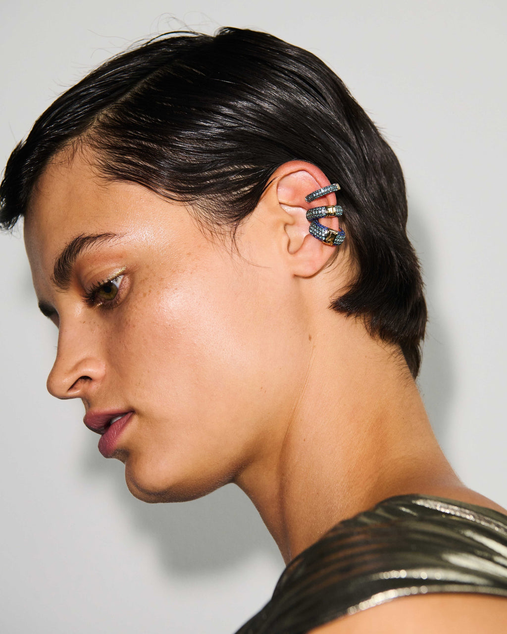 Eva Pavé Ear Cuff