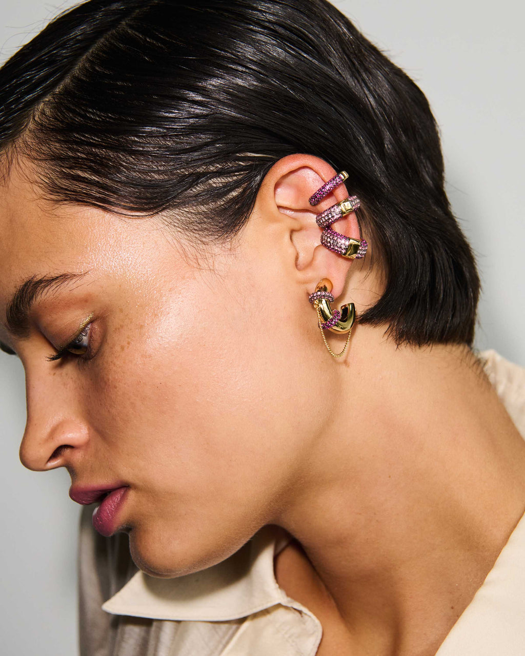 Eva Pavé Ear Cuff