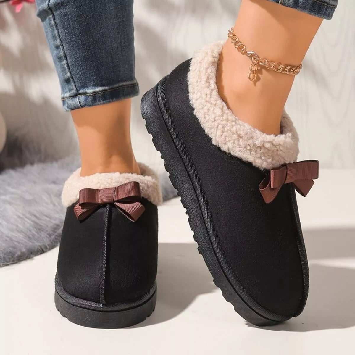 Cozy Bowknot Plush Lined Slip-Ons
